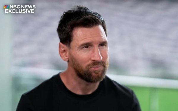 股巢配资 再战3年! 梅西: 我会根据自己每天的情况, 来决定是否继续踢球