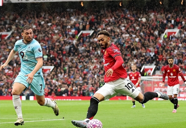 融创配资 曼联高价货库尼亚惨成008先生